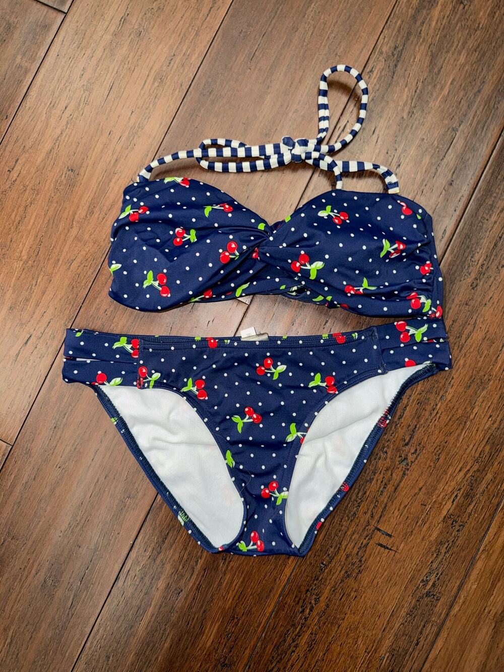 dELiA*s cherry print bandeau bikini set Swimsuit M Medium